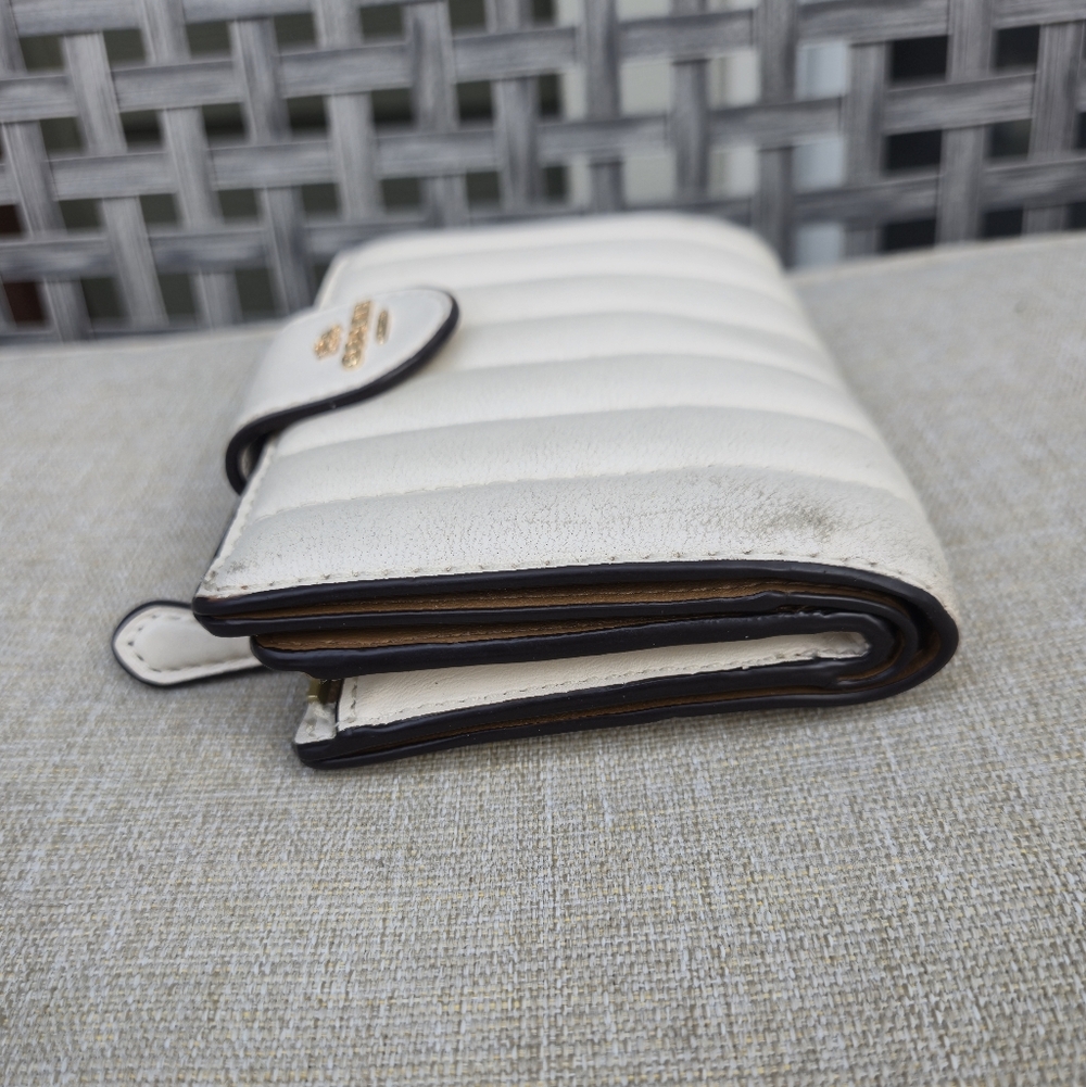 Coach Medium Corner Zip Wallet - Picture 8 of 15